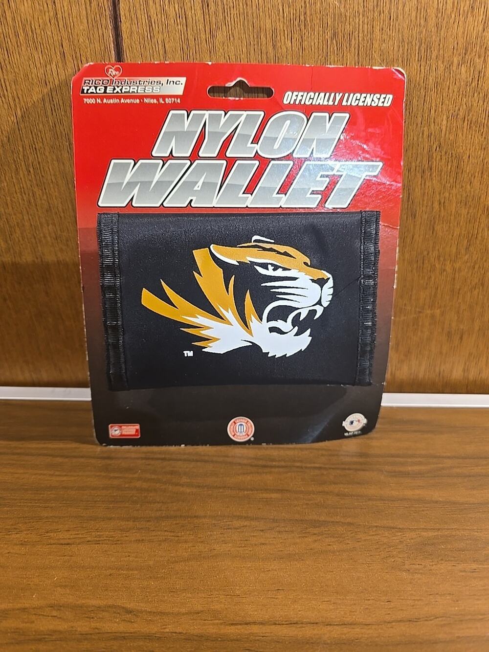 NEW Missouri Tigers Nylon Tri-Fold Wallet